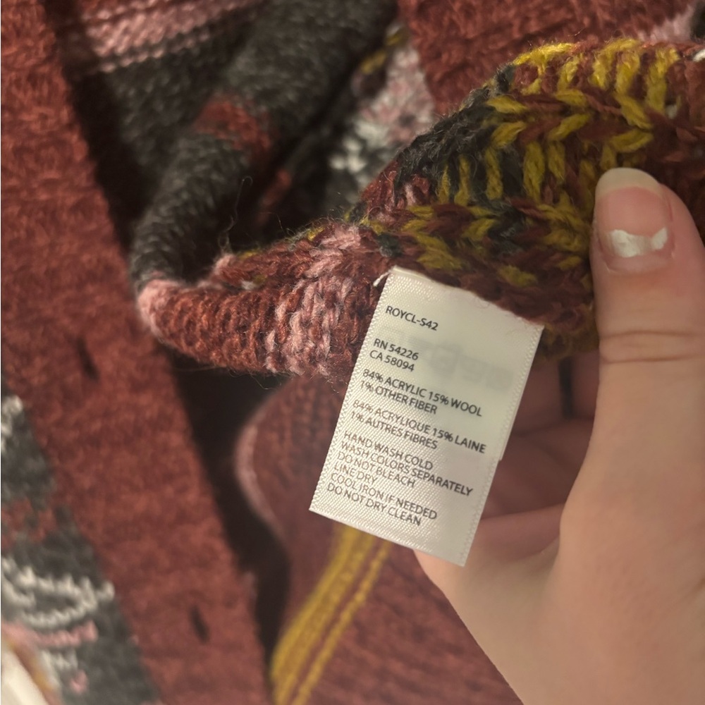 Royal Robbin’s Cardigan - Picture 5 of 7